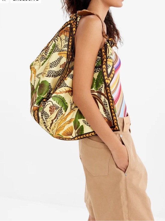 FARM Rio Handbags - Farm rio foliage sketch scarf tote